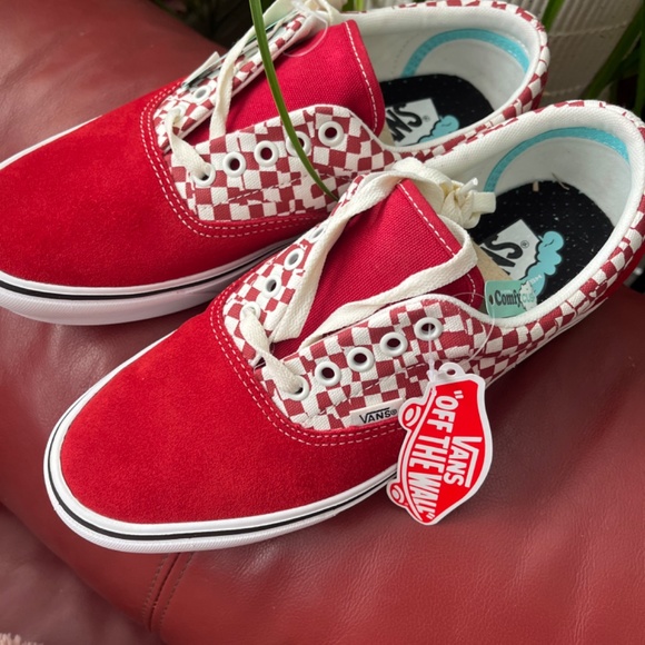 Vans Comfycrush Era shoes  : Red - Picture 3 of 7